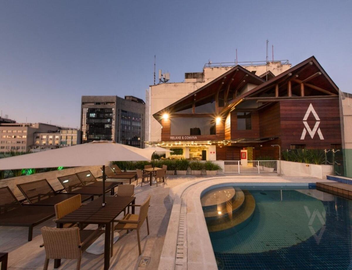 Com Piscina No Rooftop *